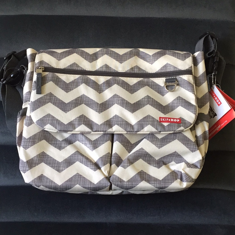Skip Hop Messenger Diaper Bag
